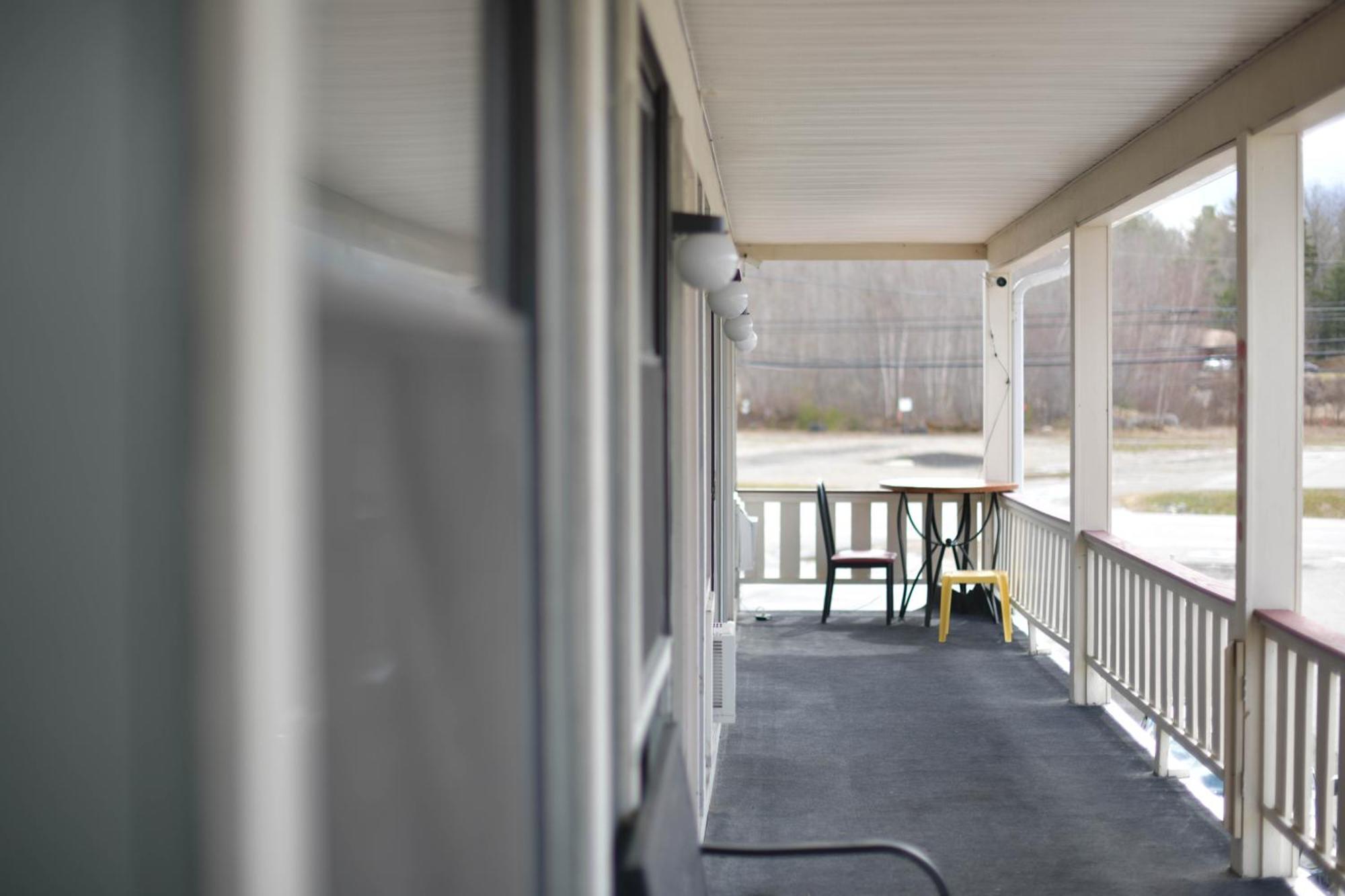 Briarwood Motor Inn Lincoln Exterior photo