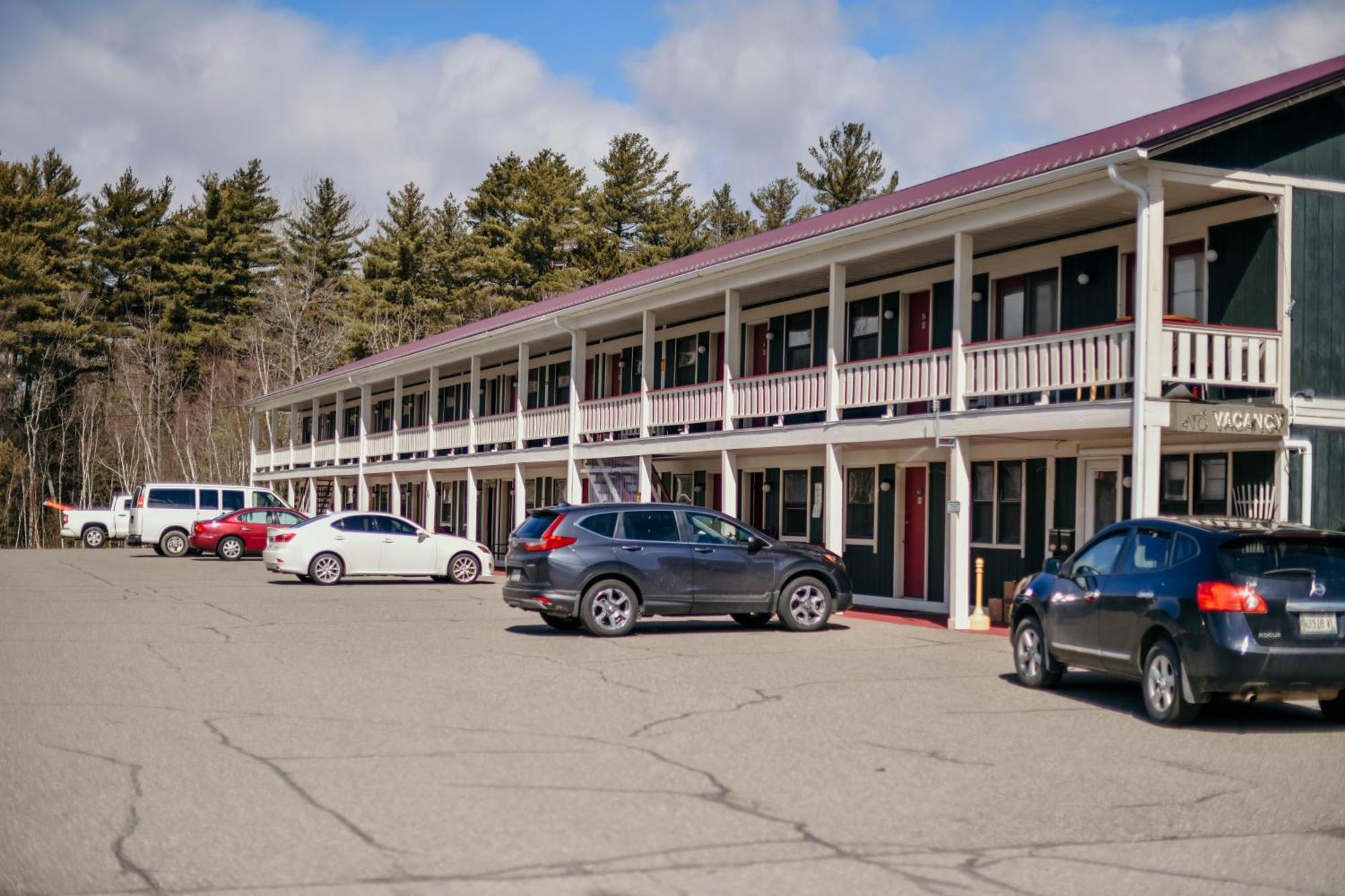 Briarwood Motor Inn Lincoln Exterior photo